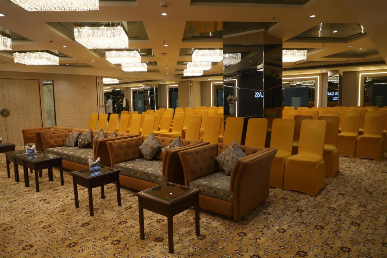 The Royal Class Hotel Gwalijar Zewnętrze zdjęcie