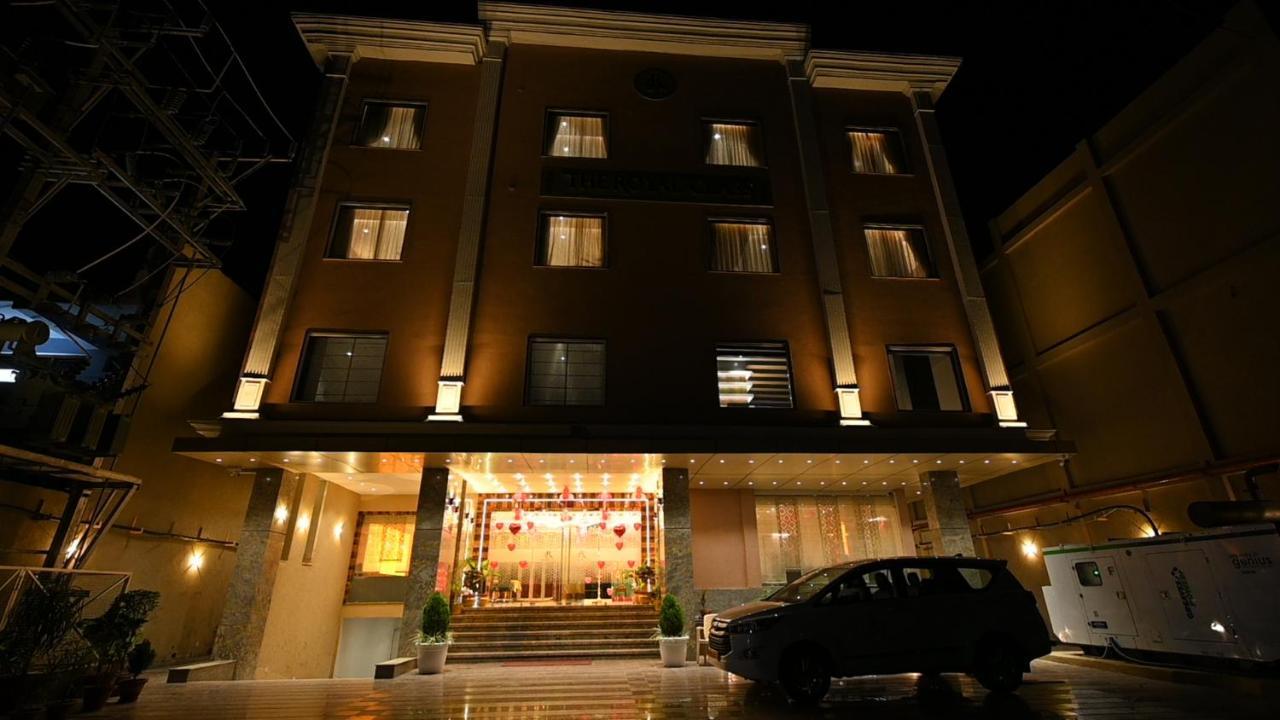 The Royal Class Hotel Gwalijar Zewnętrze zdjęcie