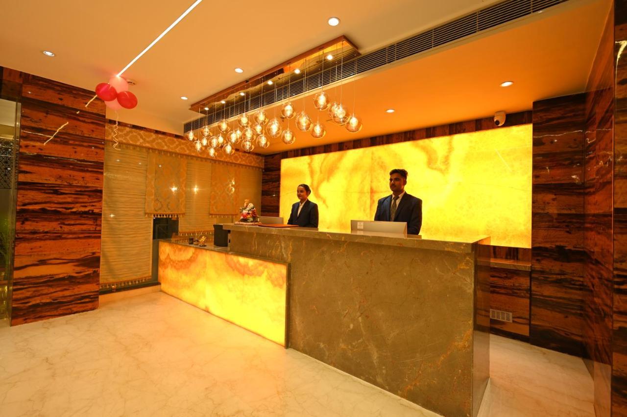 The Royal Class Hotel Gwalijar Zewnętrze zdjęcie