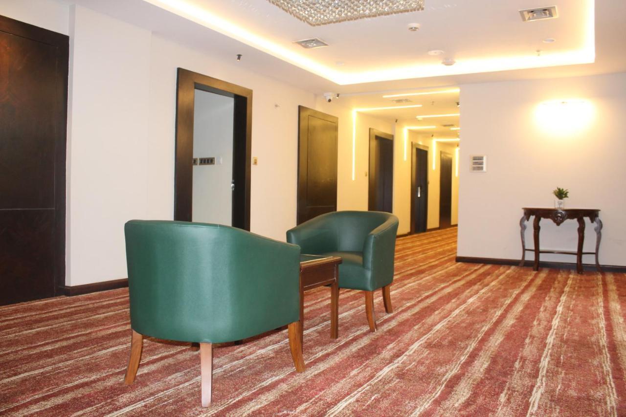 The Royal Class Hotel Gwalijar Zewnętrze zdjęcie