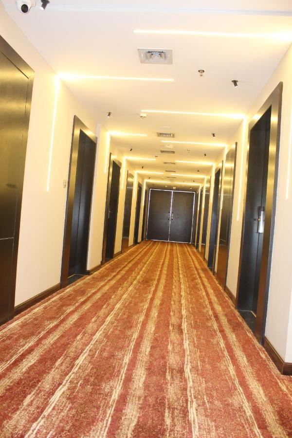 The Royal Class Hotel Gwalijar Zewnętrze zdjęcie