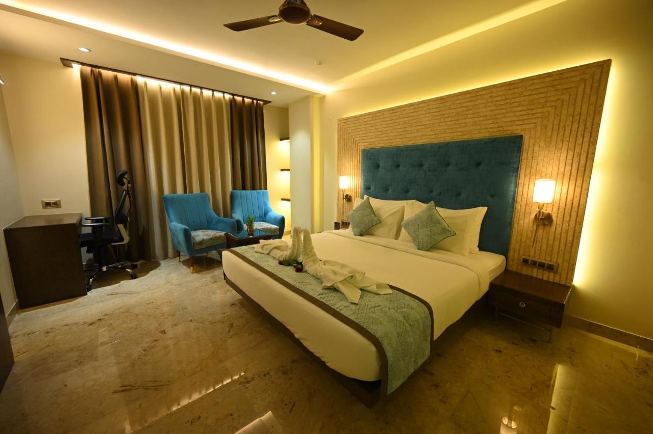 The Royal Class Hotel Gwalijar Zewnętrze zdjęcie